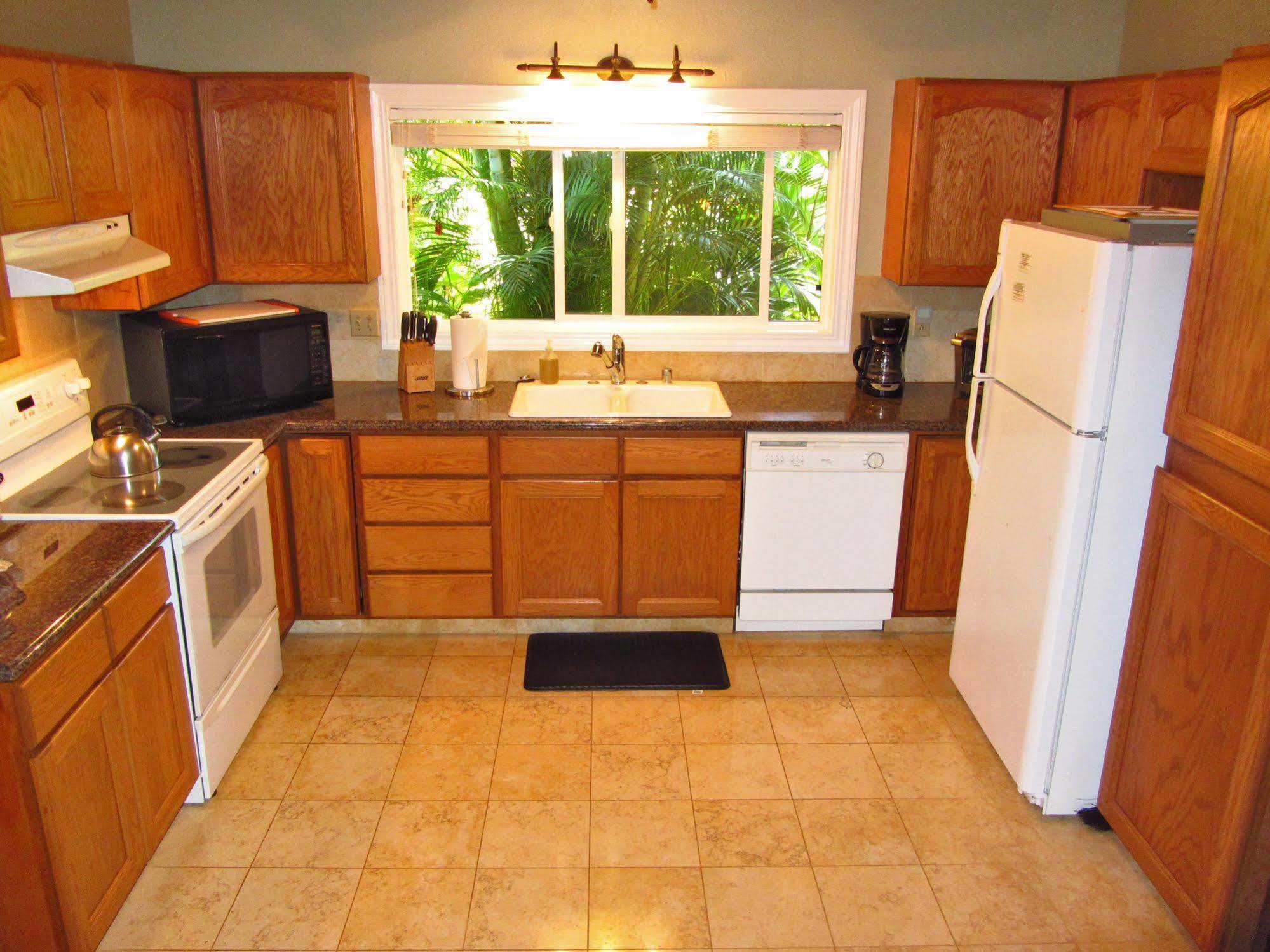 Hideaway Cove Poipu Beach Koloa Exterior photo